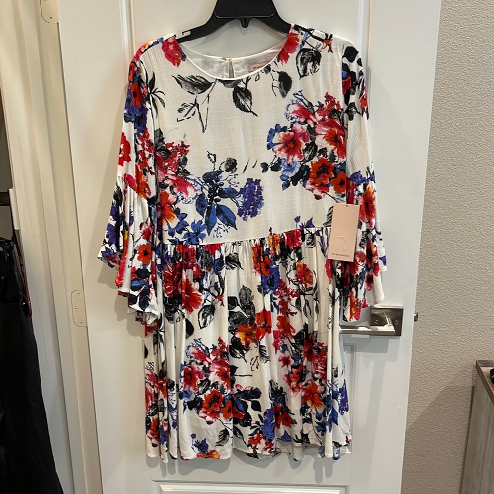 Floral flowy dress